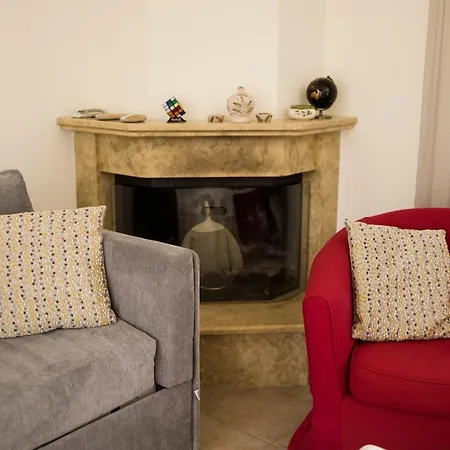 The Corner House At Court