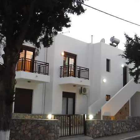 Villa The Corner House At Court *