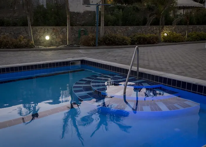 Willa The Corner House At Court