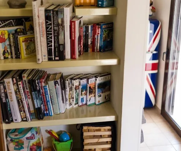 Villa The Corner House At Court *