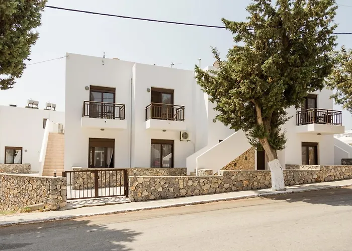 The Corner House At Court