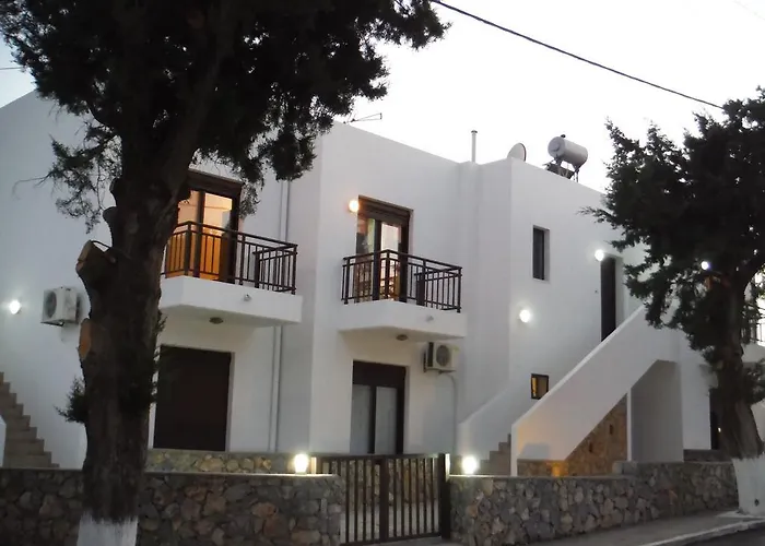 Villa The Corner House At Court *